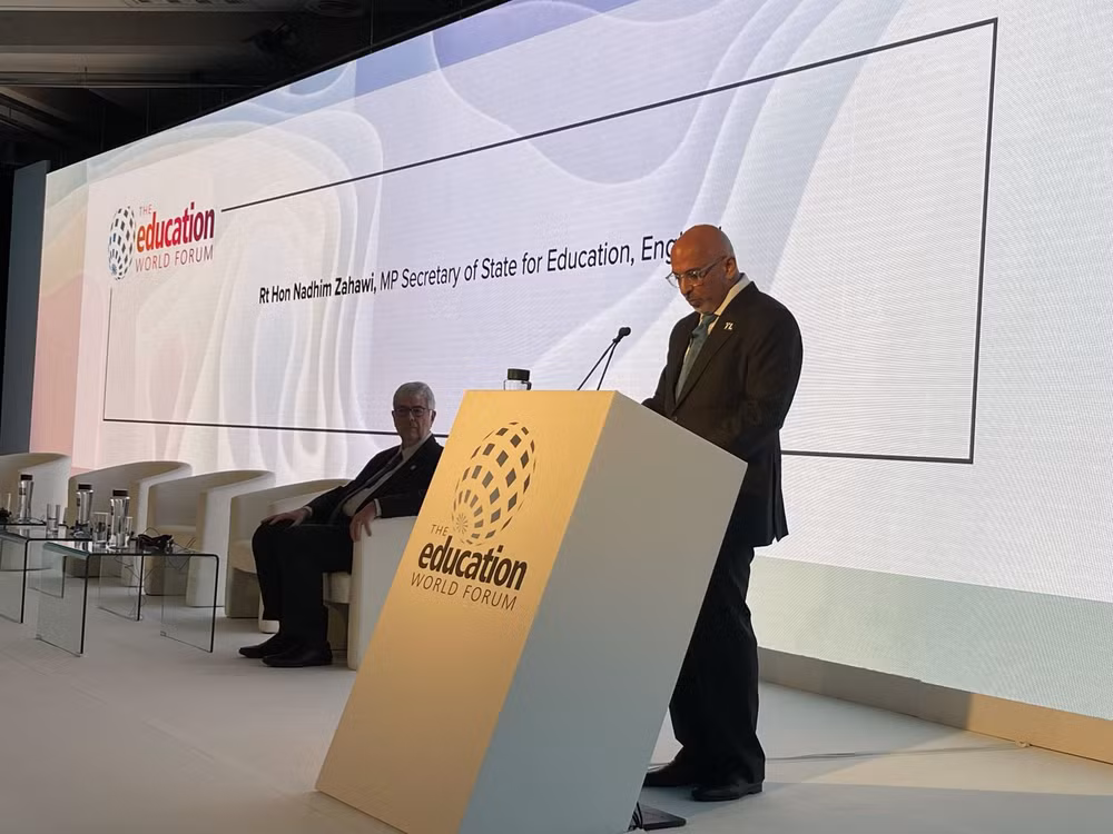 Vietnam attends education forum in UK ảnh 2