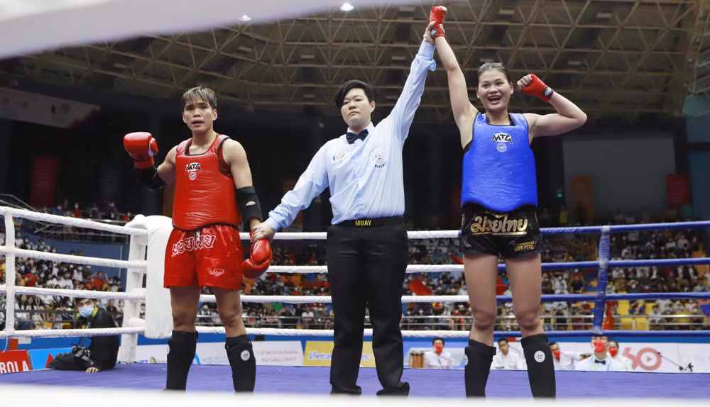 SEA Games 31: Vietnamese team takes top spot in muay event ảnh 1