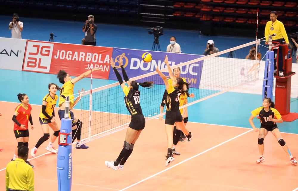 SEA Games 31: Vietnam snatch second consecutive win in women’s volleyball ảnh 1 SEA Games 31: Vietnam snatch second consecutive win in women’s volleyball ảnh 1