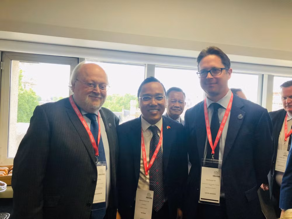 Vietnam attends education forum in UK ảnh 1