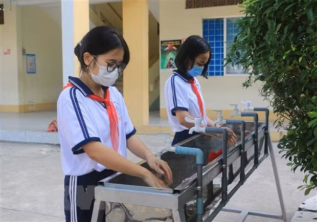 Schools to reopen in HCM City in early March ảnh 1