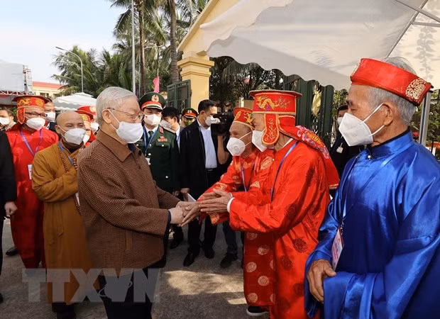 Party leader joins great unity festival in Hanoi's Yen So commune ảnh 3