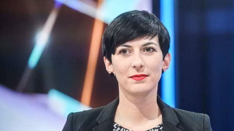 Top legislator sends congratulations to new President of Czech Chamber of Deputies ảnh 1
