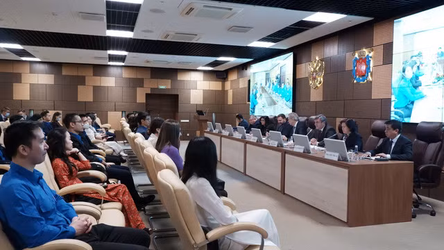 Vietnam – Russia Youth Forum 2021 closes ảnh 1
