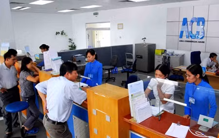 Moody's upgrades two Vietnamese banks ảnh 1