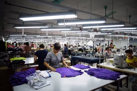 New rules on processing goods for foreign traders ảnh 1