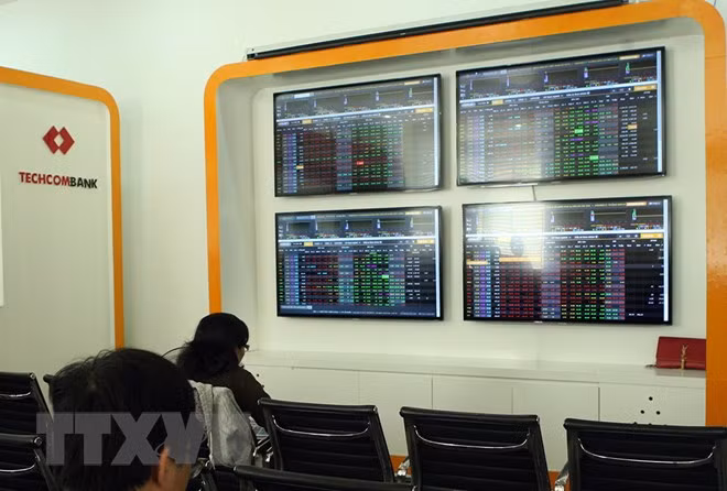 Net sells by foreign investors not a worry: analysts ảnh 1