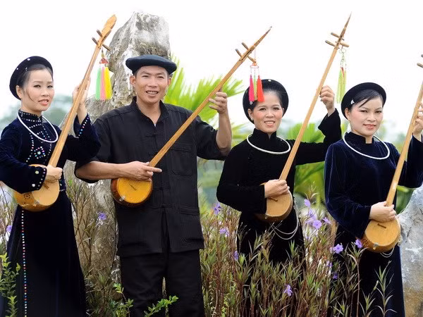 Efforts needed to preserve folk art of Then singing ảnh 1 Efforts needed to preserve folk art of Then singing ảnh 1