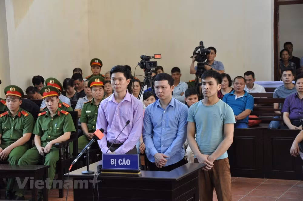 Trial on medical incident at Hoa Binh General Hospital resumed ảnh 1