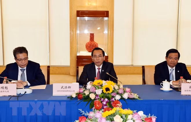 Hanoi, Shanghai agree to strengthen cooperation ảnh 1