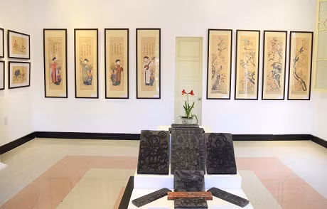 Exhibition spotlights traditional folk paintings ảnh 1