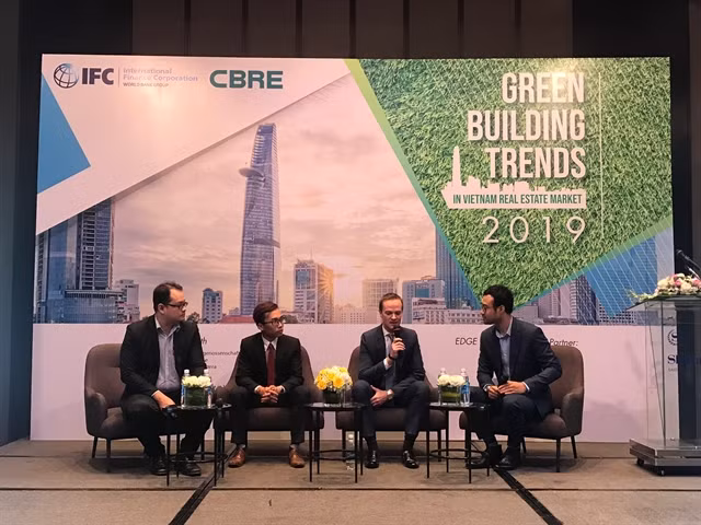 Green construction adds value to property, protects environment ảnh 1