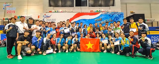 Vietnam dominates Southeast Asian karate champs ảnh 1