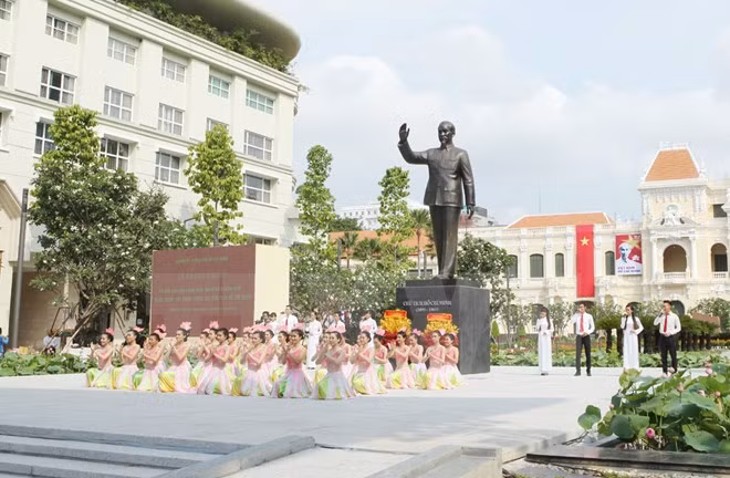 HCM City plans activities to mark Uncle Ho’s birthday ảnh 1