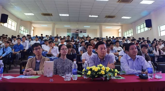 Startup contest launched to help young entrepreneurs ảnh 1