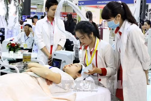 Medical products, services from 30 countries showcased in Hanoi ảnh 1 Medical products, services from 30 countries showcased in Hanoi ảnh 1