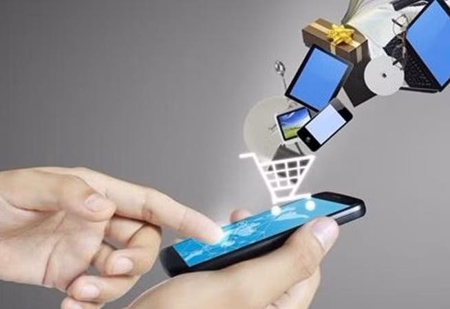 Mobile-commerce booms in Malaysia ảnh 1