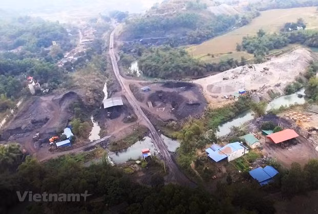 Legal problems hinder investment projects on surface of mineral reserves areas ảnh 1 Legal problems hinder investment projects on surface of mineral reserves areas ảnh 1