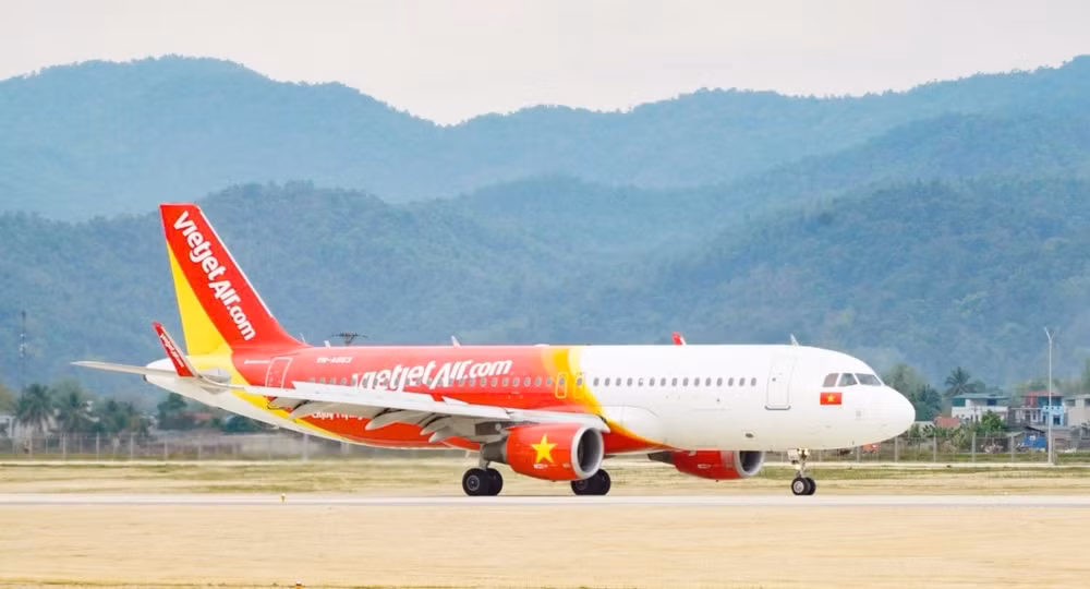 Vietjet inaugurates second air route to Dien Bien ảnh 1