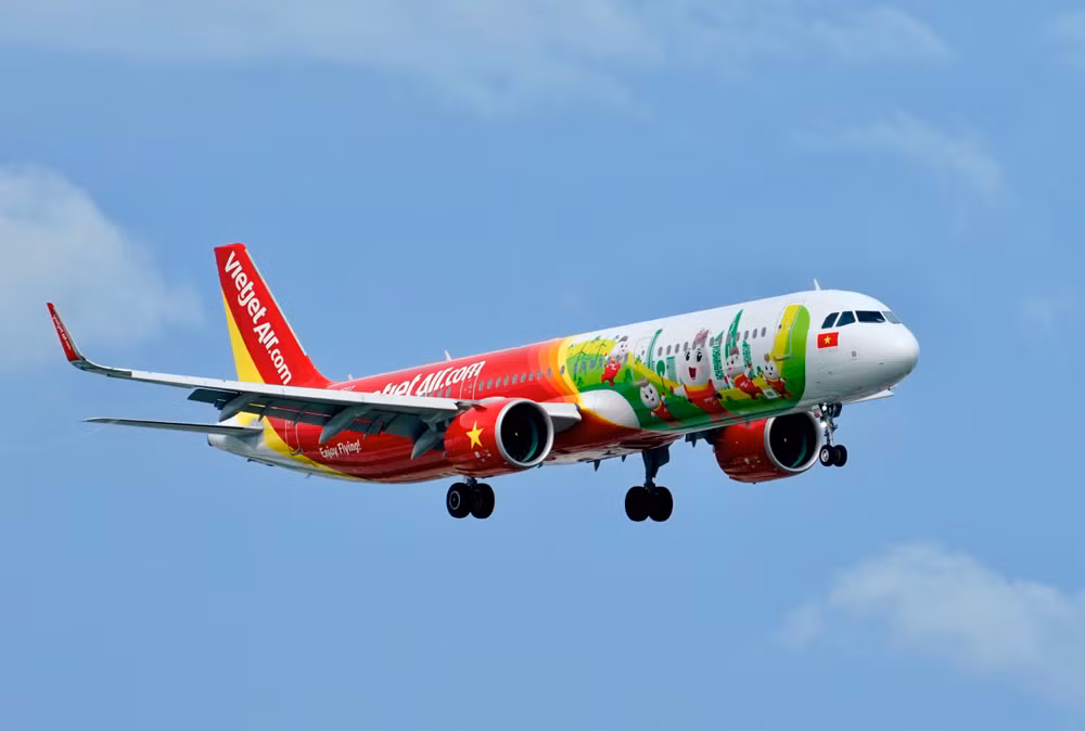 Vietjet opens new route connecting HCM City with Chengdu ảnh 1 Vietjet opens new route connecting HCM City with Chengdu ảnh 1
