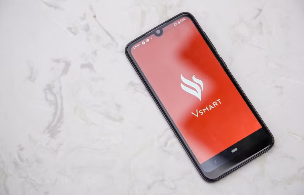 Vsmart phones reports better sales than Apple in retail channel ảnh 1