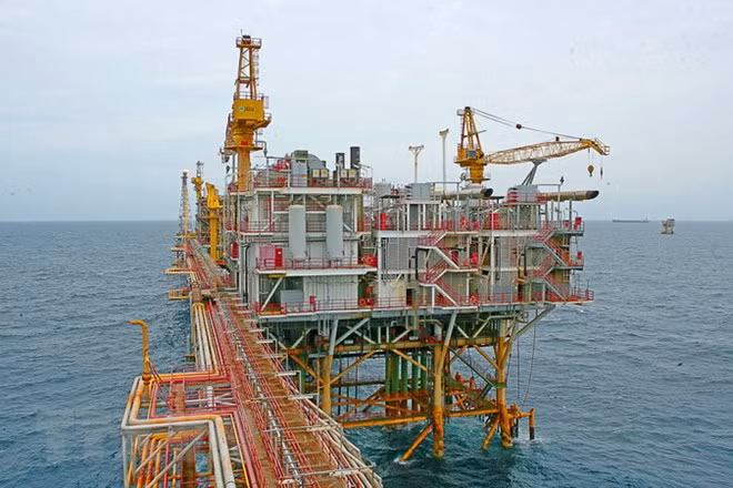 PetroVietnam surpasses first quarter targets ảnh 1