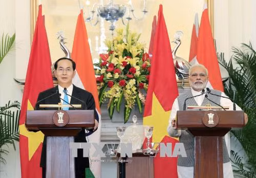 Indian scholars: President’s visit adds impetus to Vietnam-India ties ảnh 1