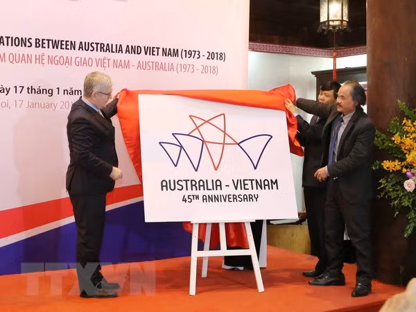 Vietnam, Australia look to lift up ties to strategic partnership ảnh 1