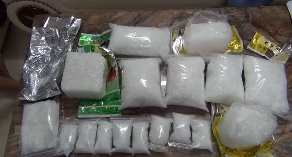 Quang Tri border guards bust trans-national drug ring ảnh 1