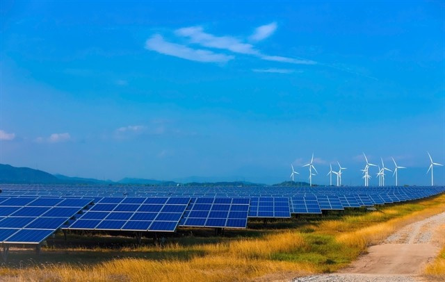 A wind and solar farm of Trung Nam Group in Khanh Hoa province. (Photo: VNA)