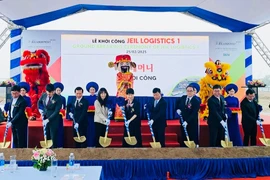 At the ground-breaking ceremony for the Jeil Logistics 1 project in Nam Dinh Vu Industrial Park in Hai Phong. (Photo: baophapluat.vn)