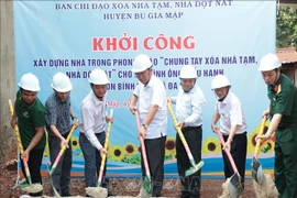 The ground-breaking ceremony for the construction of 37 new houses in Bu Gia Map district, Binh Phuoc province (Photo: VNA)