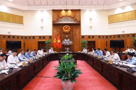 At the exclusive meeting to seek solutions to the US's new tariff policy, chaired by PM Pham Minh Chinh in Hanoi on May 6. (Photo: VNA)