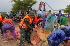 Storm causes widespread damage in central Vietnam