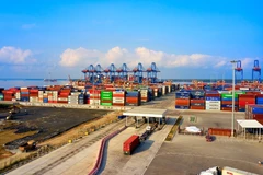 Vietnam’s exports maintain strong growth despite global headwinds