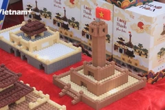 “Long Thanh Phuc Kien” blind box model brings Thang Long Citadel closer to youth