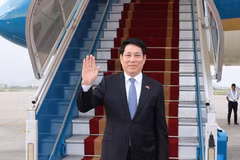 President starts trip for victory over fascism celebration, bilateral activities in China