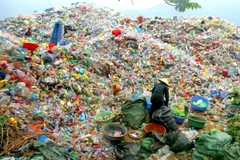 Vietnam urged to embrace alternatives to plastics for sustainable future