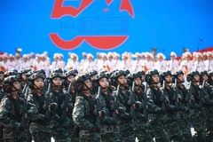 Weekly highlights: Grand parade celebrates 50 years of liberation of South, national reunification