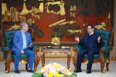 Vietnam seeks stronger high-tech ties with Russian private conglomerate