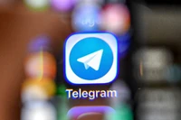 Vietnamese cyber police report that nearly 70 per cent of Telegram groups and channels in the country contain harmful content. (Photo: AFP/VNA)