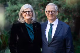 Governor-General of Australia Sam Mostyn and her spouse (Photo: VNA)