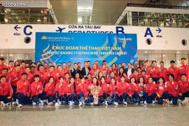 A send-off ceremony is held at Noi Bai International Airport for Vietnamese athletes ahead of their departure to Thailand for SEA Games 33 on December 7. (Photo: VNA)