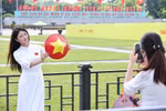 Crowds capture memories at Ba Dinh Square ahead of National Day