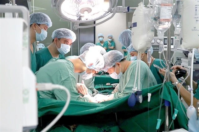 Hanoi-based Thanh Nhan Hospital successfully performs its first organ retrieval from a brain-dead donor, with support and technology transfer from Vietnam-Germany Friendship Hospital, on December 7, 2024. (Photo: VNA)