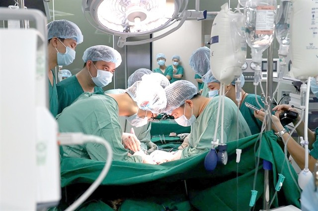 Hanoi-based Thanh Nhan Hospital successfully performs its first organ retrieval from a brain-dead donor, with support and technology transfer from Vietnam-Germany Friendship Hospital, on December 7, 2024. (Photo: VNA)
