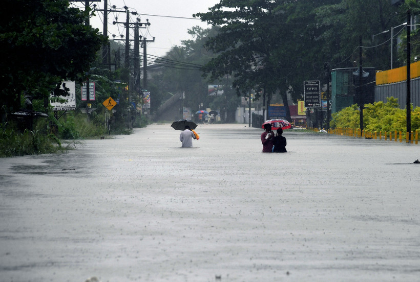 Flooding in Colombo, Sri Lanka, on November 28, 2025. (Photo: Xinhua/VNA)