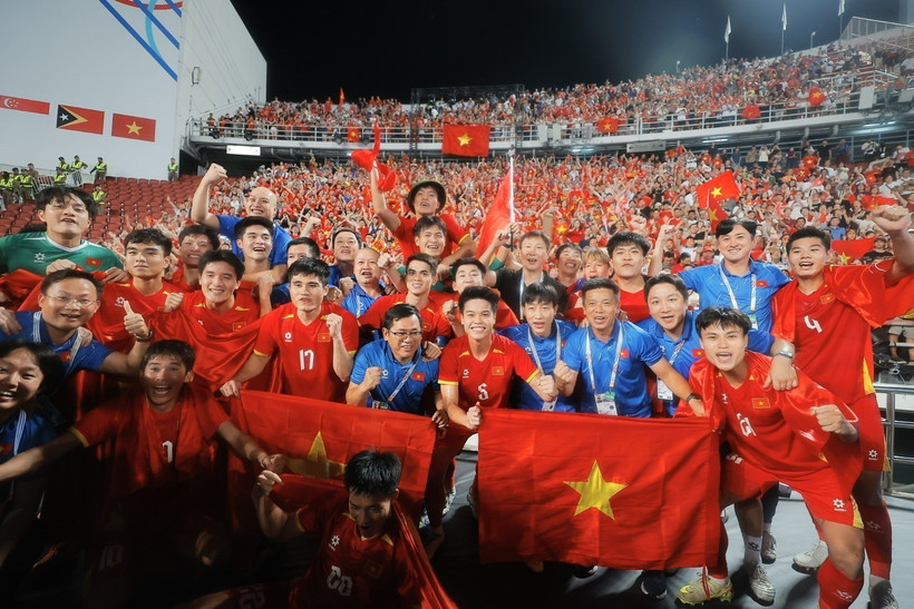 Vietnam’s U22 players revel in their victory. (Photo: VNA)