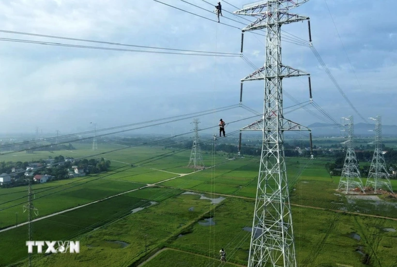 Indonesia targets an additional electricity capacity of more than 2,000 MW by the end of 2025. (Photo: VNA)