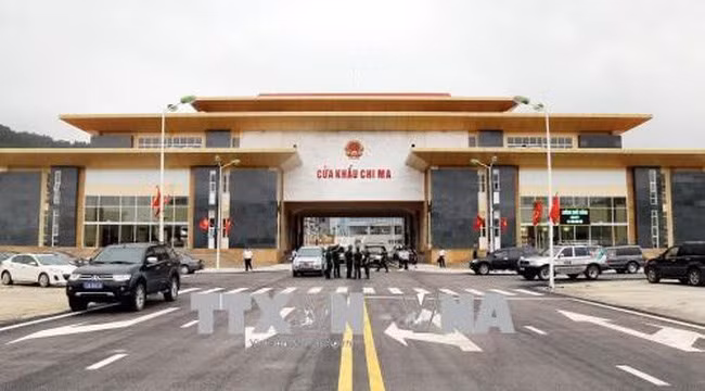 At the Chi Ma border gate in the northern province of Lang Son. (Photo: VNA)